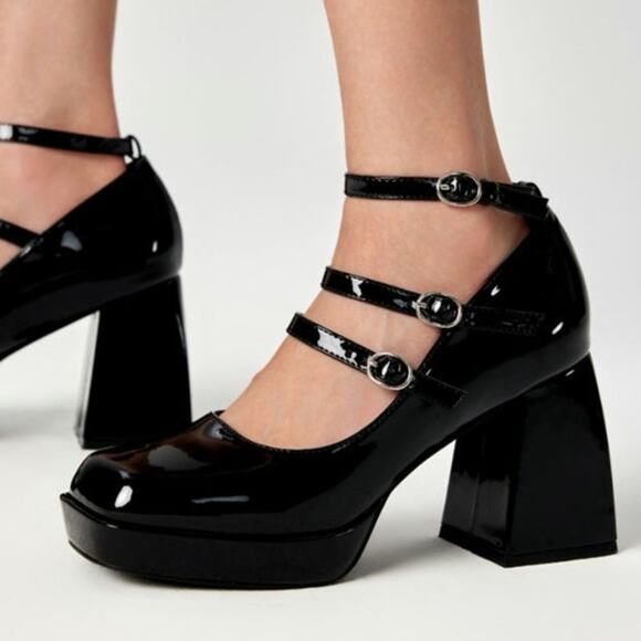 CIDER CHUNKY HEELED TRIPLE STRAP MARY JANES IN PATENT BLACK FAUX LEATHER, SZ 9 - Picture 2 of 16